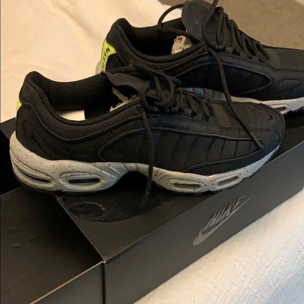 Nike Air Max tailwind IV SP - men’s 10